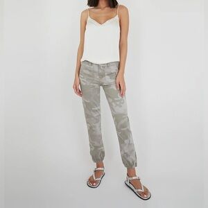Paige Mayslie Jogger Camo, size 29